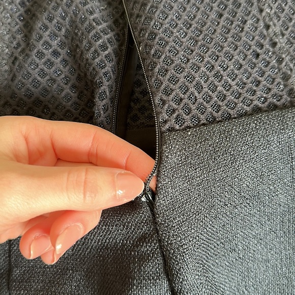 PatBO
Tulle & Crepe Gown - Picture 12 of 16